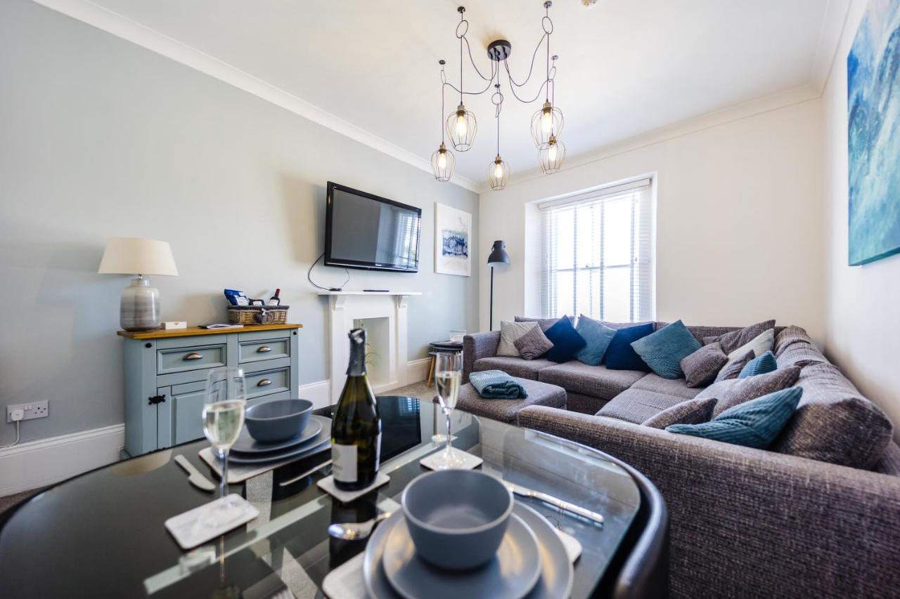 Flat 3 Flint House Tenby - Luxury Couples Apartment Extérieur photo