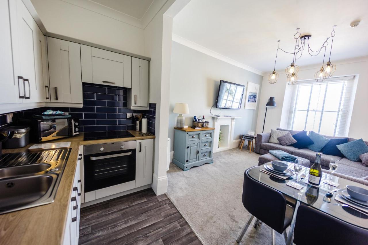 Flat 3 Flint House Tenby - Luxury Couples Apartment Extérieur photo